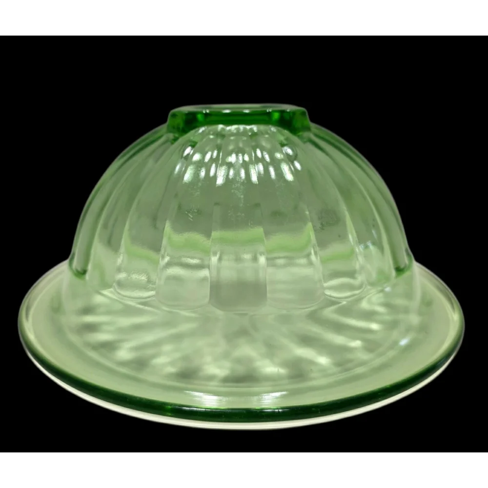 Vintage Hazel Atlas Uranium Glass Bowl